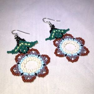 Tribal Designs Brown & White Flower Earrings